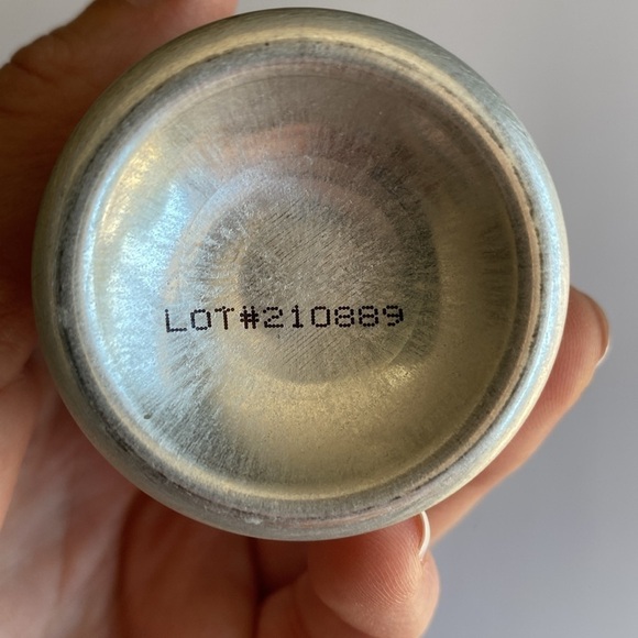 Monat glossy shine mist 4.6oz used once - Picture 4 of 4